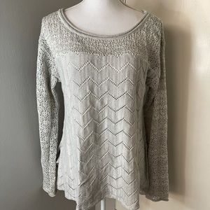 Madison Kelly sweater , SZ large